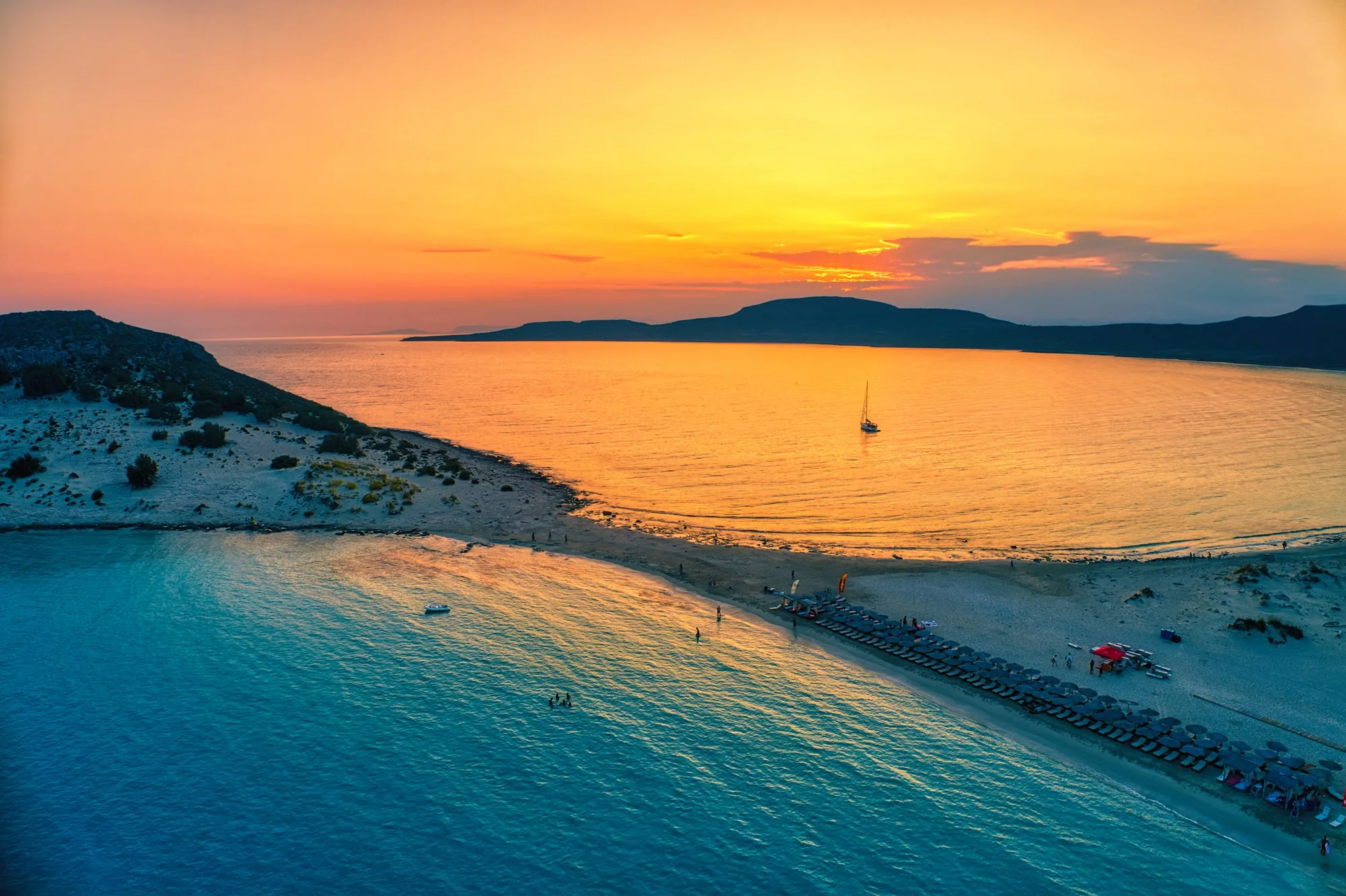 Élafonissos au coucher du soleil